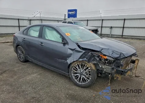 2022 Kia Forte Gt Line z USA, uszkodzony, nr VIN 3KPF54AD3NE486905